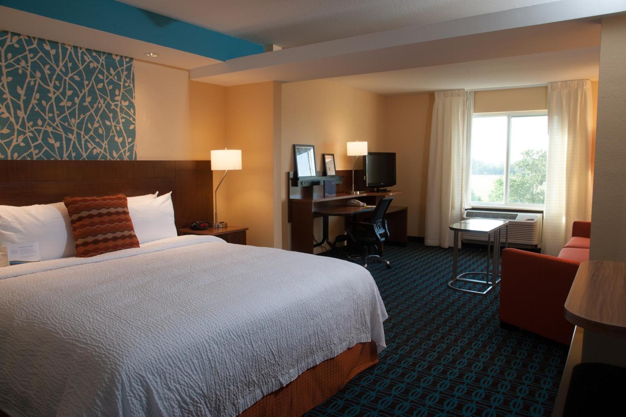 Fairfield Inn & Suites By Marriott Montgomery Airport Hope Hull Exterior photo