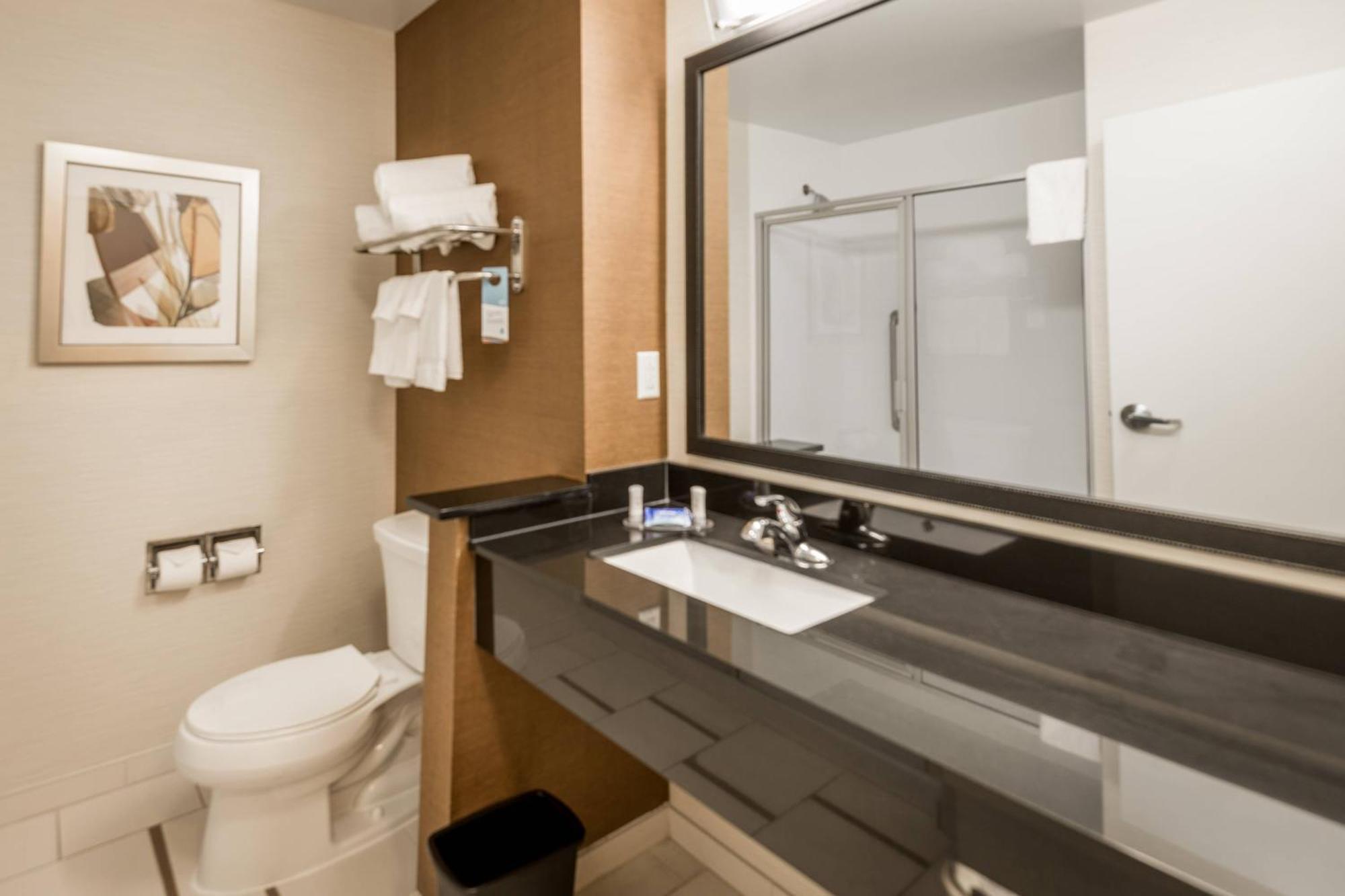 Fairfield Inn & Suites By Marriott Montgomery Airport Hope Hull Exterior photo