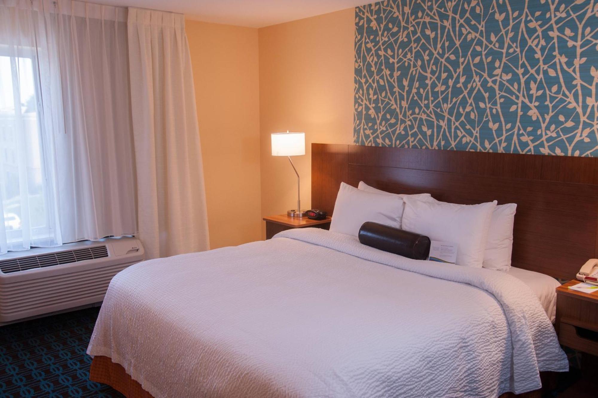 Fairfield Inn & Suites By Marriott Montgomery Airport Hope Hull Exterior photo